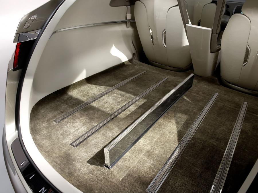  Lincoln MKT Concept 2008 года  (фото 8 из 16)
